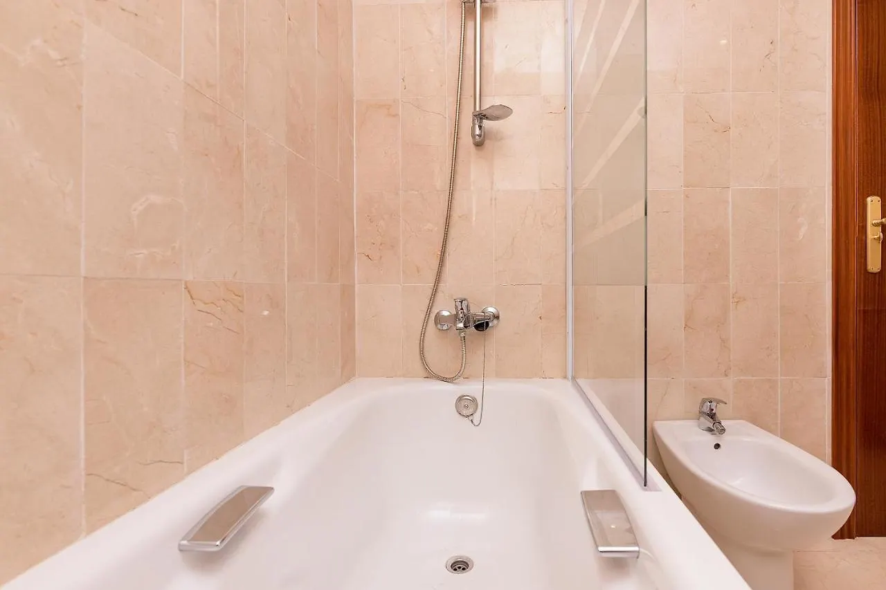 Bhost - Colon Apartment Malaga Spain