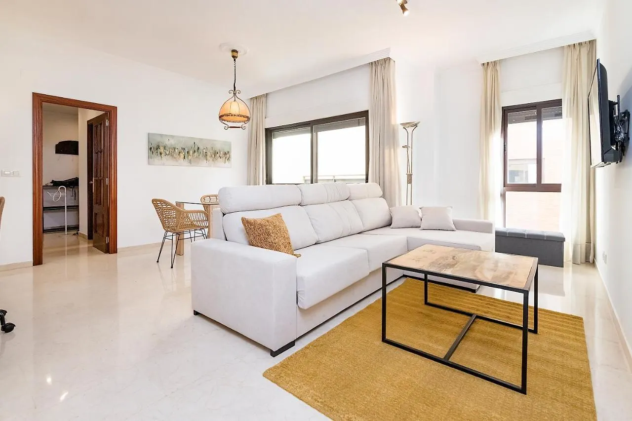 Bhost - Colon Apartment Malaga