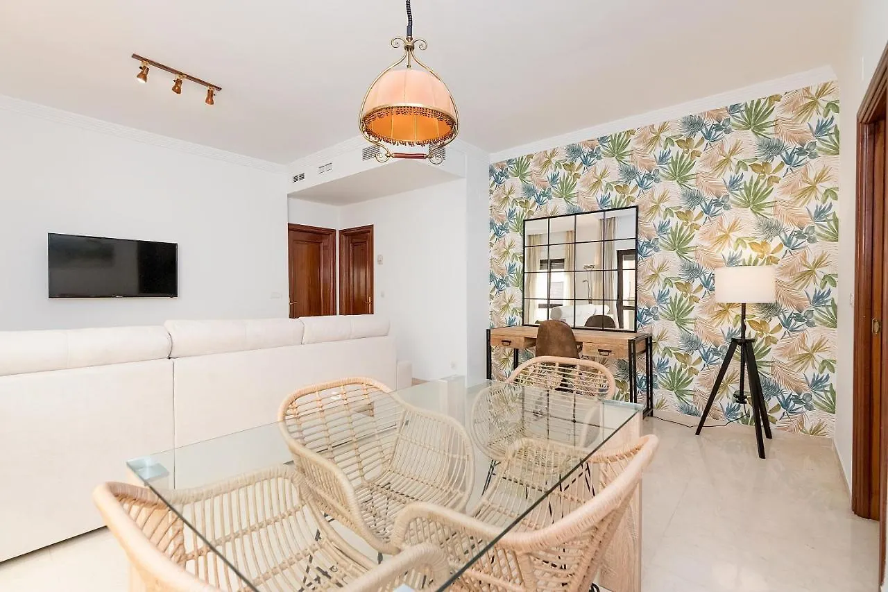 Bhost - Colon Apartment Malaga